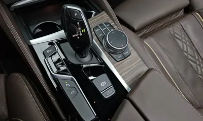 BMW 5-Series 2019, 48430 км, за 20772.28 USD - фото 9