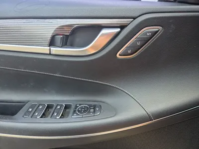 Hyundai Grandeur 2017, 185223 км, за 6830.76 USD