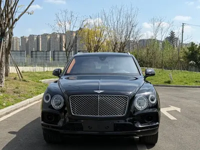 Bentley Bentayga 2016, 140000 км, за 96546.05 USD