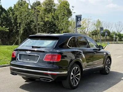 Bentley Bentayga 2016, 140000 км, за 96546.05 USD - фото 15