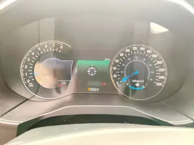 Ford Edge 2017, 63700 км, за 11182.83 USD