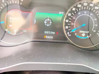 Ford Edge 2017, 63700 км, за 11182.83 USD