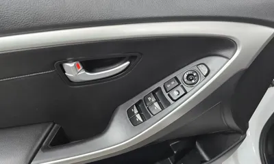Hyundai i30 2015, 116985 км, за 4955.4 USD - фото 17