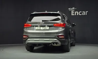 Hyundai Santafe 2019, 100989 км, за 11750.03 USD