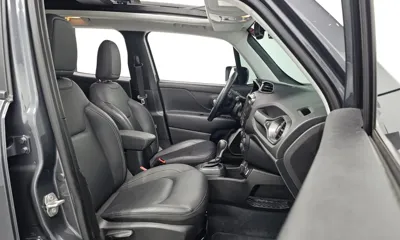 Jeep Renegade 2023, 27506 км, за 15364.23 USD - фото 11