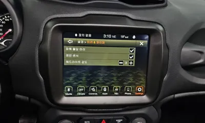 Jeep Renegade 2023, 27506 км, за 15364.23 USD - фото 18