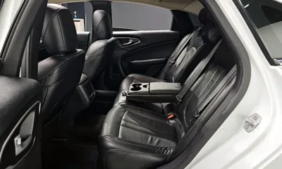 Chrysler 200 2015, 124836 км, за 2540.72 USD - фото 12