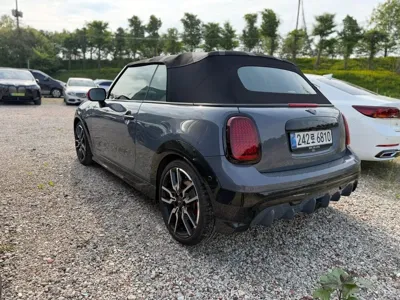 MINI Cooper Convertible 2025, 9500 км, за 30247.67 USD