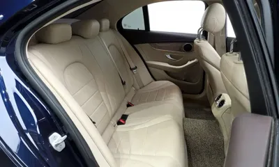 Mercedes-Benz C-Class 2016, 192419 км, за 8325.07 USD - фото 12