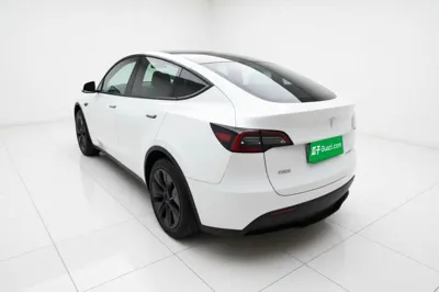 Tesla Model Y 2024, 44400 км, за 30417 USD