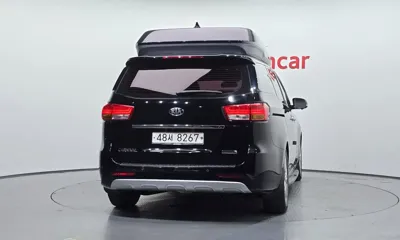 Kia Canival 2017, 174948 км, за 8402.26 USD
