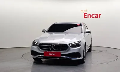 Mercedes-Benz E-Class 2021, 30498 км, за 25884.97 USD