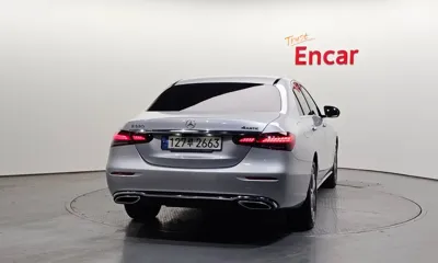 Mercedes-Benz E-Class 2021, 30498 км, за 25884.97 USD