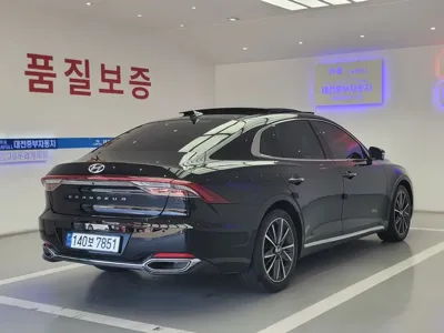 Hyundai Grandeur 2020, 101140 км, за 13456.74 USD