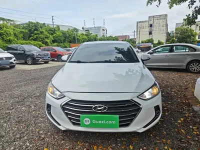 Hyundai Elantra 2019, 92800 км, за 6031.21 USD