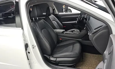 Hyundai Sonata 2022, 27869 км, за 12808.72 USD - фото 10