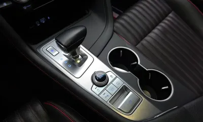 Genesis G70 2019, 124406 км, за 12046.62 USD - фото 9