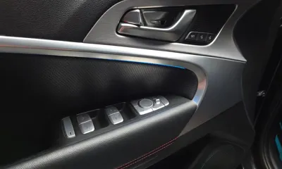 Genesis G70 2019, 124406 км, за 12046.62 USD - фото 31