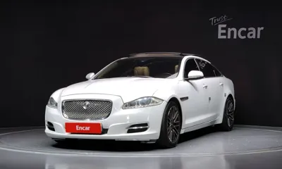 Jaguar XJ · 2013 год
