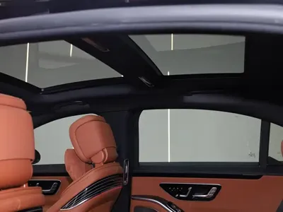 Mercedes-Benz S-Class 2023, 25099 км, за 104176.91 USD - фото 26