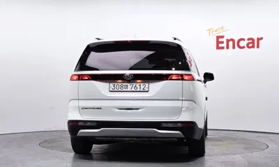 Kia Canival 2021, 113716 км, за 12547.07 USD