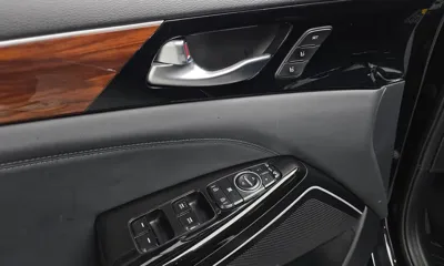 Kia K7 2017, 82927 км, за 9580.44 USD - фото 16