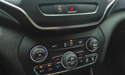 Jeep Cherokee 2019, 89268 км, за 9165.96 USD - фото 8