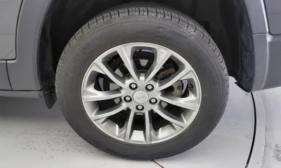 Jeep Cherokee 2019, 89268 км, за 9165.96 USD - фото 18