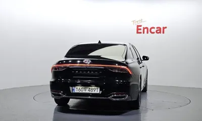 Hyundai Grandeur 2020, 84018 км, за 12414.6 USD