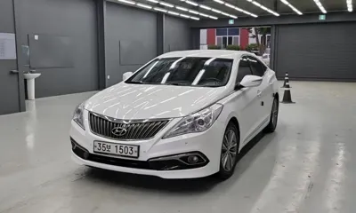 Hyundai Grandeur · 2015 год