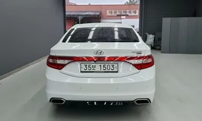 Hyundai Grandeur 2015, 188672 км, за 3447.83 USD
