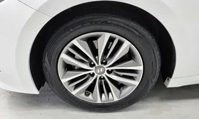 Hyundai Grandeur 2015, 188672 км, за 3447.83 USD