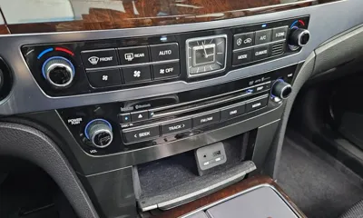 Hyundai Equus 2015, 208644 км, за 3807.27 USD - фото 19