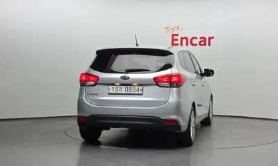 Kia Carens 2016, 57765 км, за 5588.09 USD