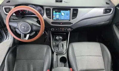 Kia Carens 2016, 57765 км, за 5588.09 USD - фото 7