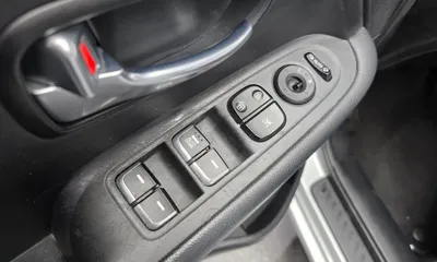 Kia Carens 2016, 57765 км, за 5588.09 USD - фото 13