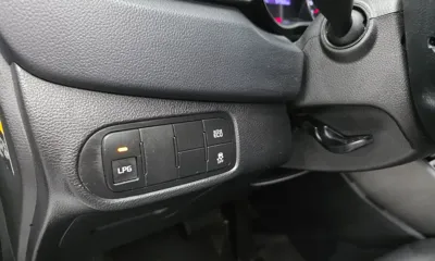 Kia Carens 2016, 57765 км, за 5588.09 USD - фото 14
