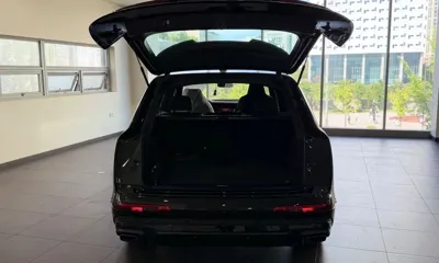 Audi Q7 2026, 9 км, за 67737.09 USD - фото 9