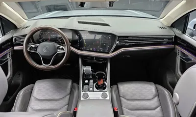 Volkswagen Touareg 2021, 111986 км, за 27947.9 USD - фото 7