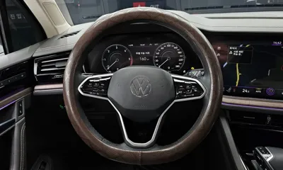 Volkswagen Touareg 2021, 111986 км, за 27947.9 USD - фото 13