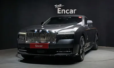 Rolls-Royce Spectre · 2024 год