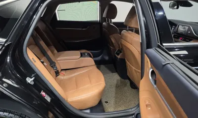 Hyundai Grandeur 2018, 131897 км, за 11661.24 USD - фото 12