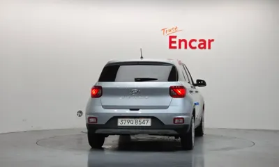 Hyundai Venue 2022, 27896 км, за 10358.31 USD