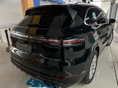 Porsche Cayenne 2020, 68000 км, за 34794.3 USD - фото 14