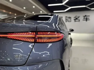 BYD Seal 2023, 26000 км, за 15886.72 USD - фото 22