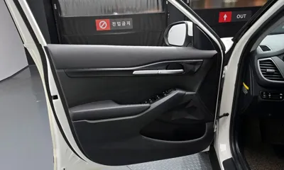 Kia Seltos 2020, 100345 км, за 8205.33 USD - фото 24