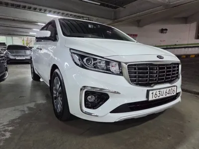 Kia Canival · 2019 год