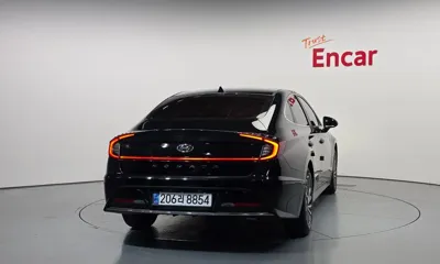 Hyundai Sonata 2022, 51633 км, за 12137.32 USD