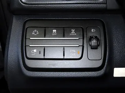 KG_Mobility_Ssangyong TIBOLI 2016, 152147 км, за 3209.93 USD