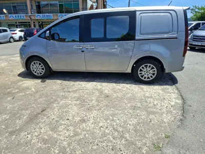 Hyundai Staria · 2025 год